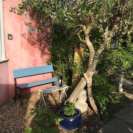 Pretty Victorian Garden Flat Apartment Radipole Exterior photo